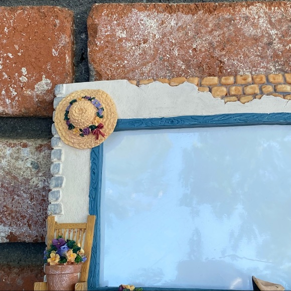 3D Ceramic Photo Frame Flower Shop Window Florist Garden Boots - Picture 5 of 6